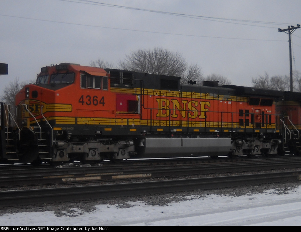 BNSF 4364